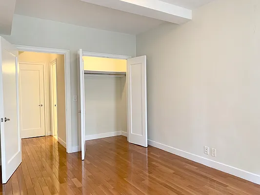 Rented by Stonehenge NYC LLC | media 78