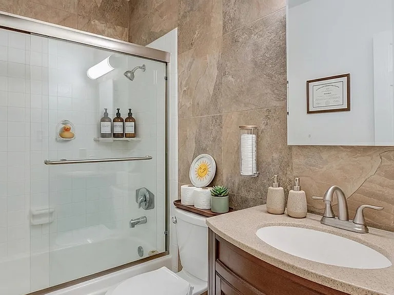 4311 Coldwater Canyon Ave #4 — Photo 11