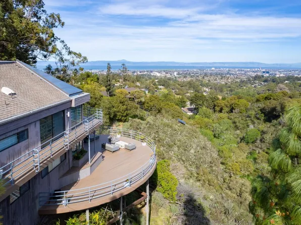 1305 Southdown Rd, Hillsborough, CA 94010