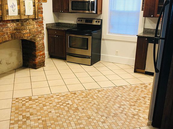 4th image of 607 N 25th St