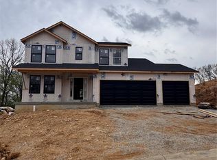 726 Blake Dr, Hillsboro, MO 63050