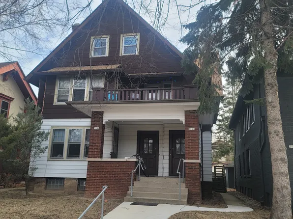 3044 N Farwell Ave, Milwaukee, WI 53211