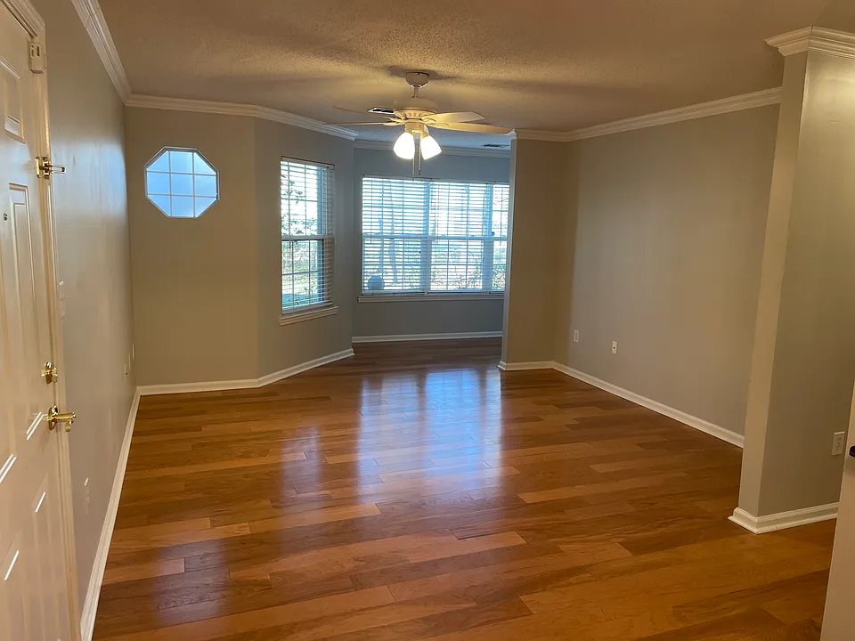 188 Midland Pkwy #503