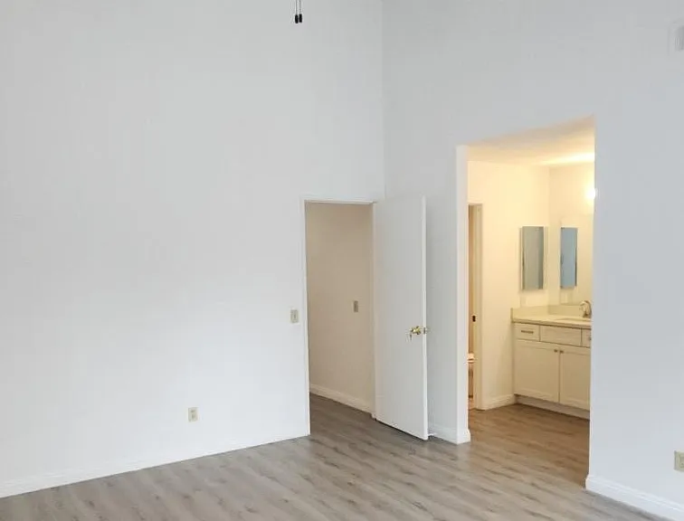 1126 Whitewater Dr — Photo 22