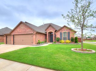 2320 Makaila Way, Yukon, OK 73099