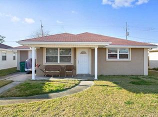 1014 Perrin Dr, Arabi, LA 70032