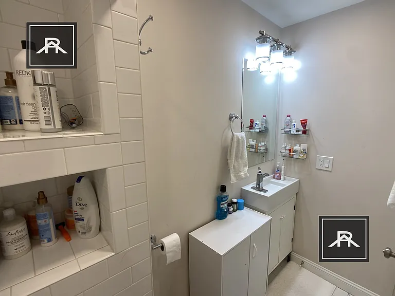 69 Temple St #1 — Photo 25