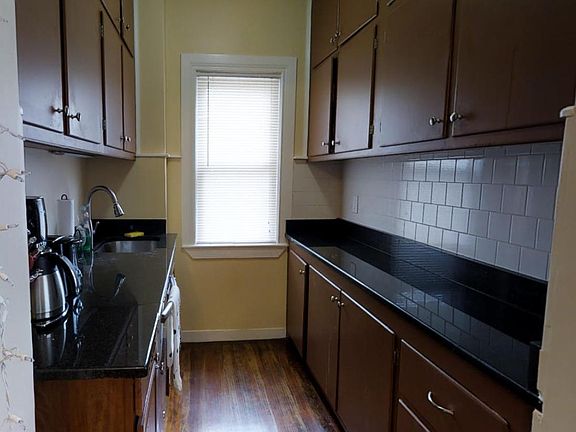 4th image of 21 Chandler St #2J