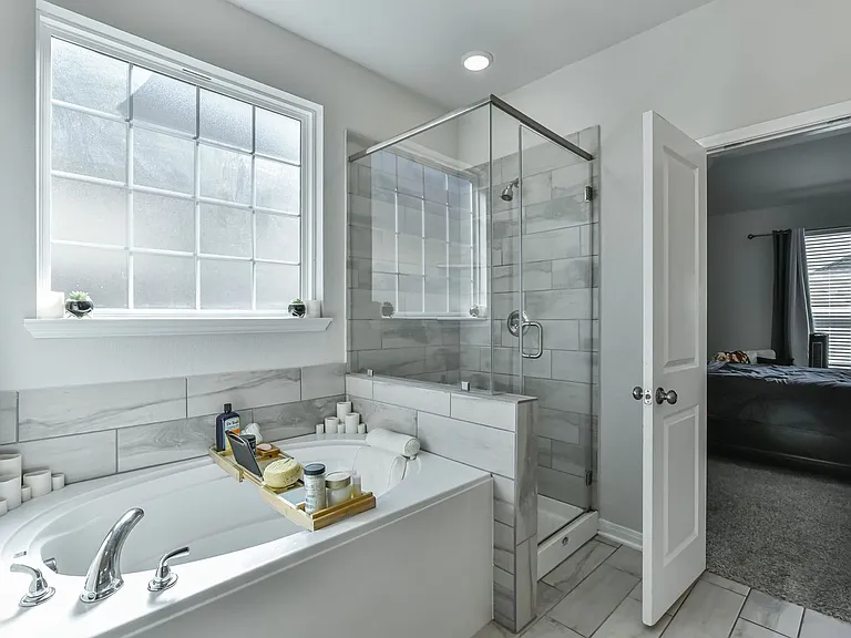 6306 Golden Gate Dr — Photo 38