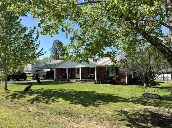 180 Paine Rd, Savannah, TN 38372