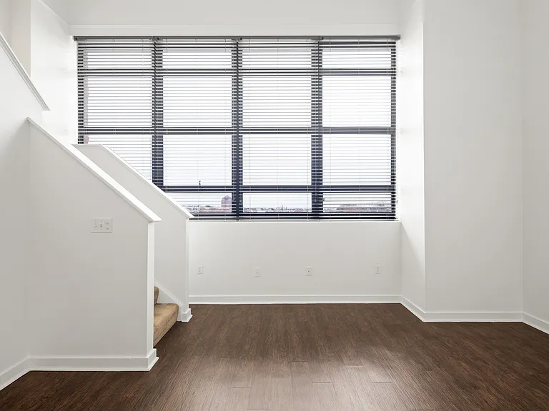 101 S Ellwood Ave — Photo 47