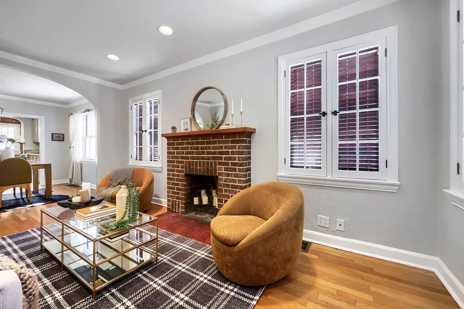 205 N Washington Street — Photo 4