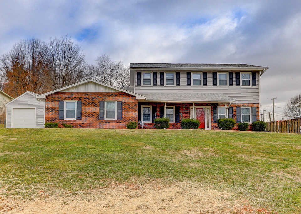 1st image of 3024 Staffordshire Blvd