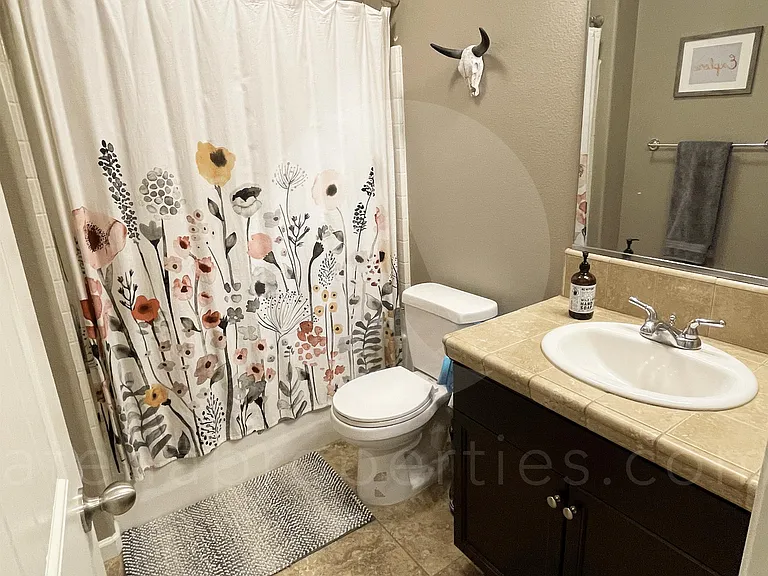 619 Portola St — Photo 10
