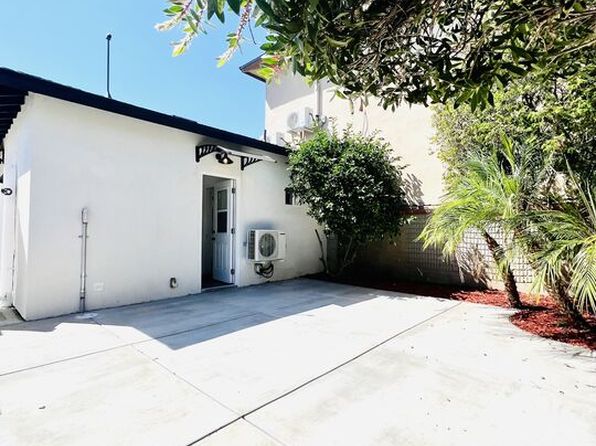 285 1/2 W Montecito Ave