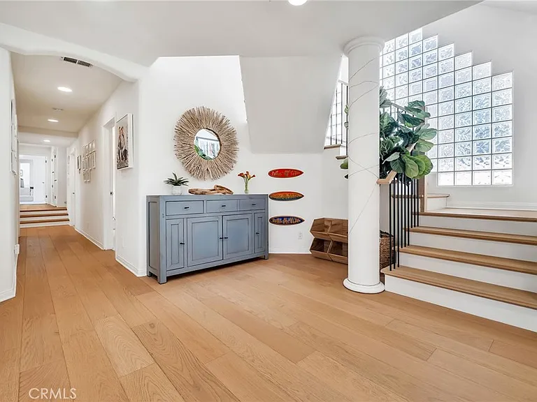 1021 Avenue D — Photo 42