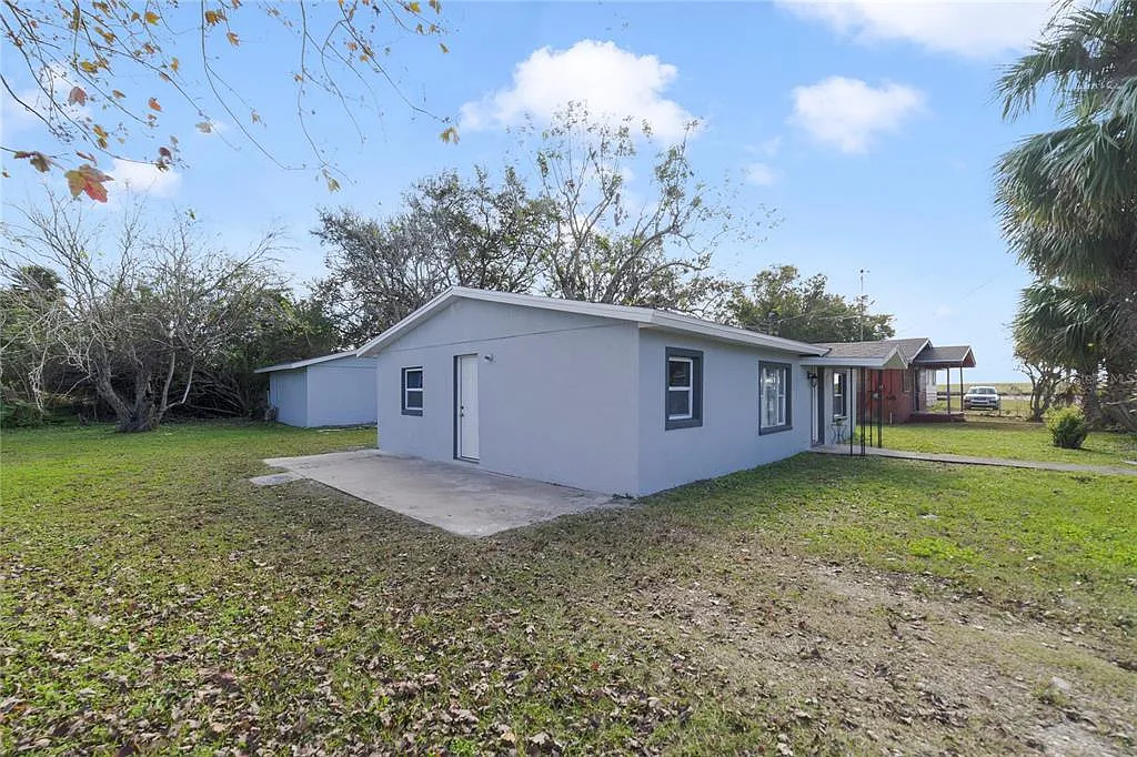 1 bed, 1.0 bath, 1025 sqft, $750 — Photo 2
