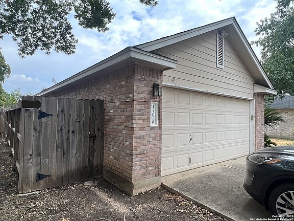 2nd image of 15070 PRESTON HOLLOW DR