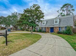 9422 Calvary Ct, River Ridge, LA 70123