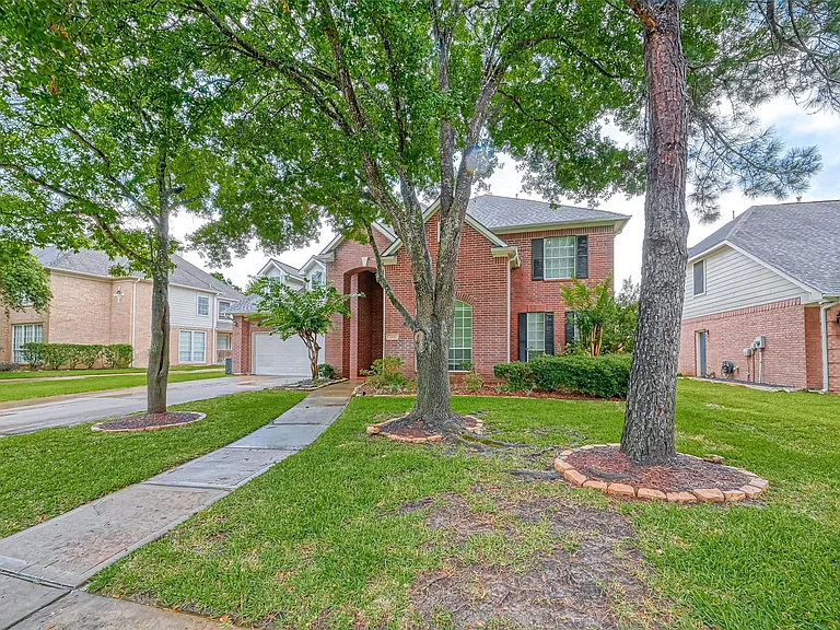 22011 Windmill Bluff Ln — Photo 2