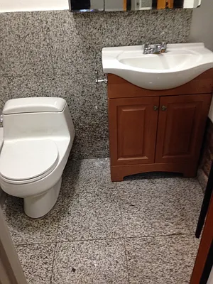 Rented by International Property Services LLC | media 9