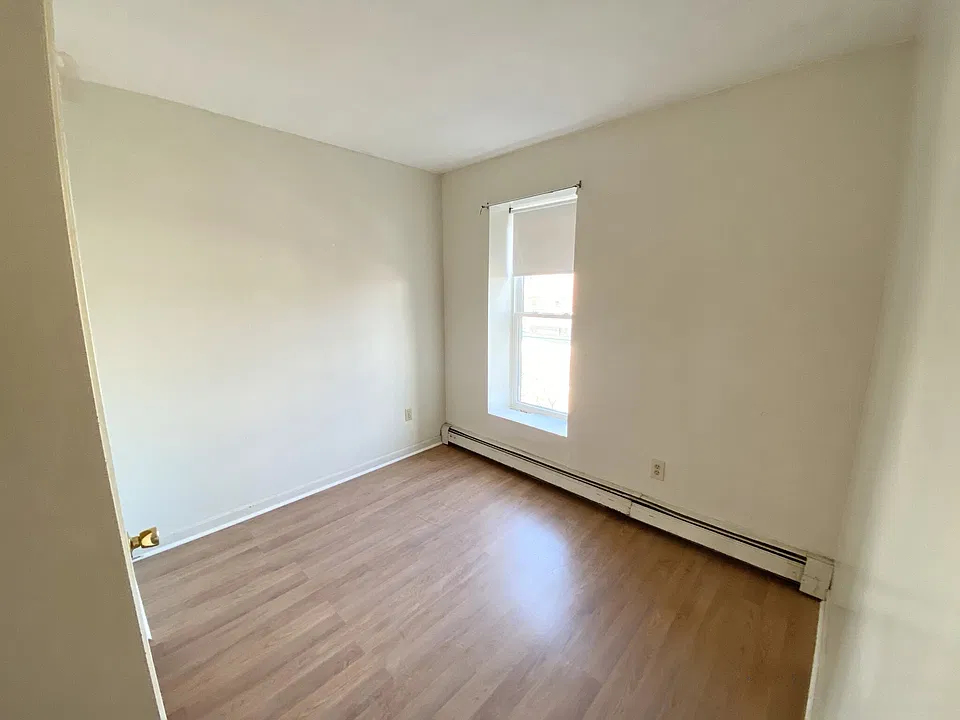 92 Hammond St #5