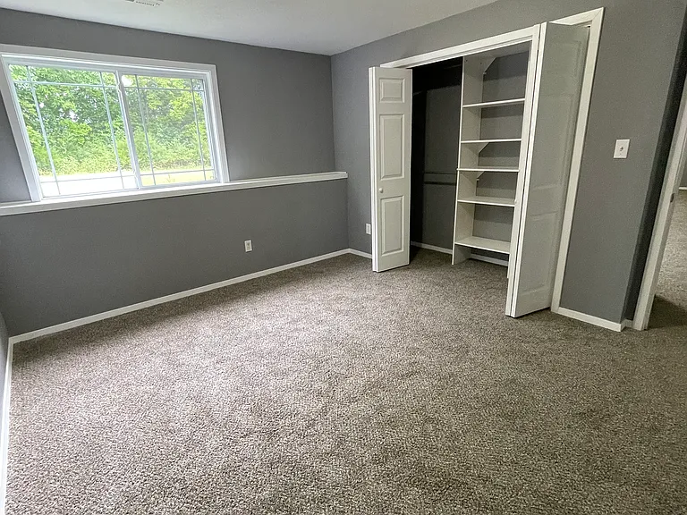 817 E Hedgewood St — Photo 8