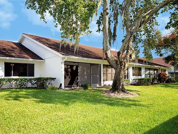 4th image of 2514 Royal Pines Cir #25-C