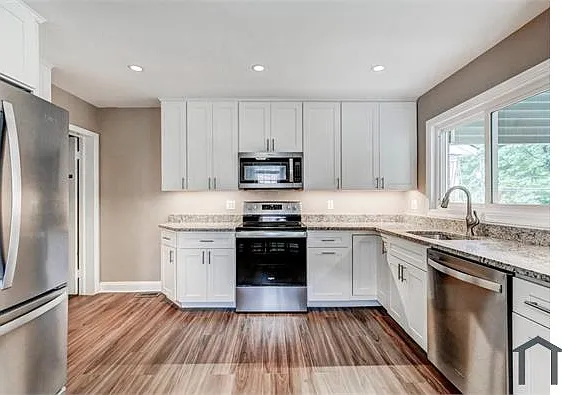 1801 Darrich Dr — Photo 8