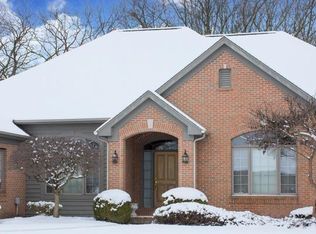 51551 Highland Shores Dr, Granger, IN