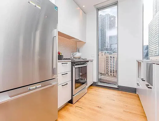 Rented by The KCI Group | media 3