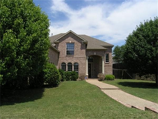 1st image of 2916 Gabriel Dr