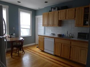 20 Boynton St #2R, Jamaica Plain, MA 02130