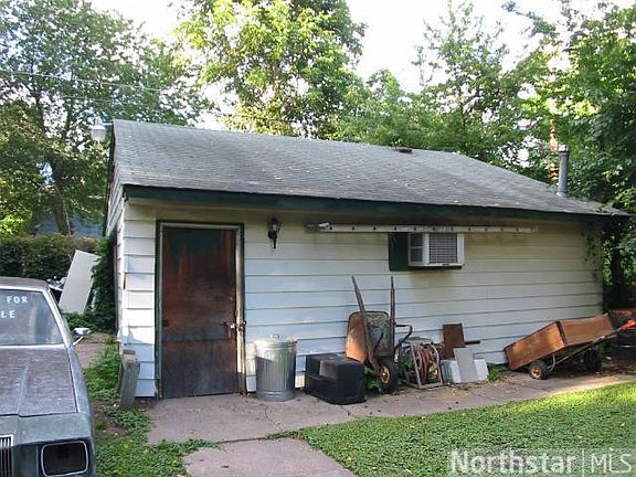 5th image of 161 Wheelock Pkwy E