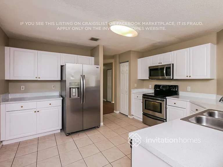 2432 SW 161st Ave — Photo 7