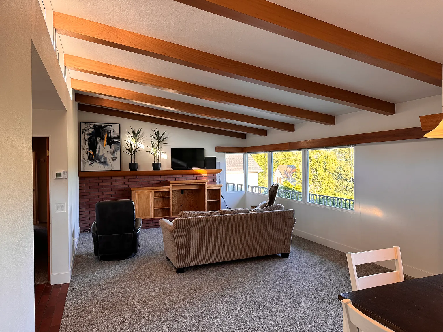 2 bed, 1450 sqft, $1,000 — Photo 2