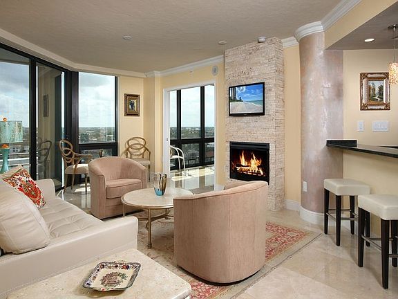 4th image of 4751 Gulf Shore Blvd N APT 1403