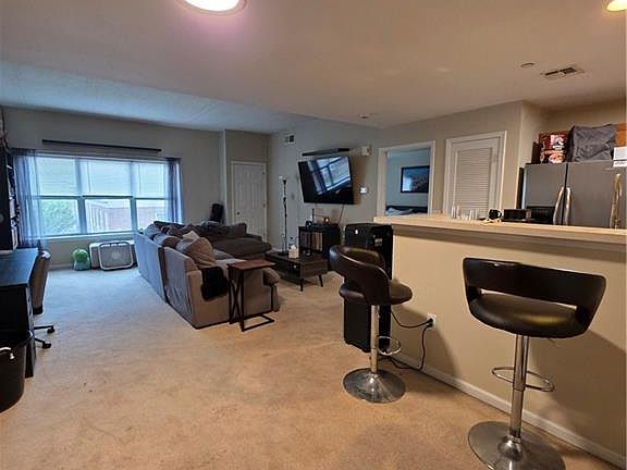 4th image of 358 Rector St APT 410