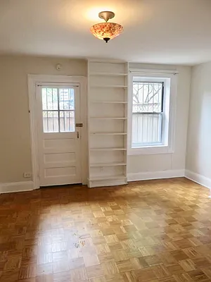 Rented by Space Real Estate | media 29