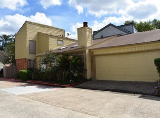 1829 Bering Dr APT 18, Houston, TX 77057