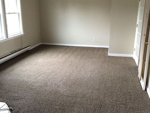 2nd image of 178 Valley Forge Cir