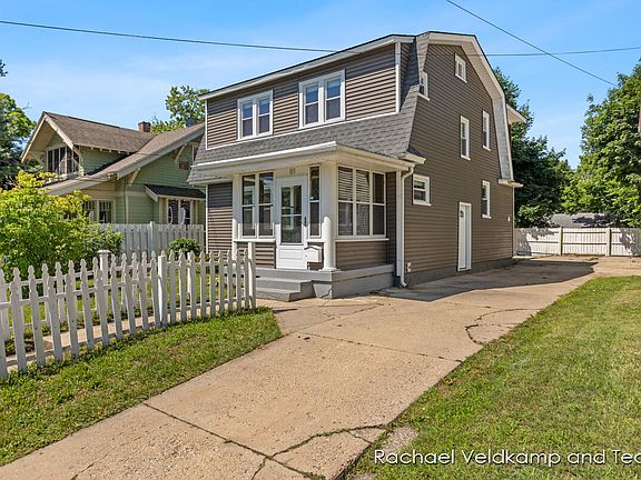 4th image of 819 Alto Ave SE