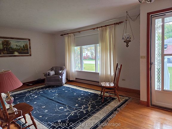 3rd image of 507 Metcalf St