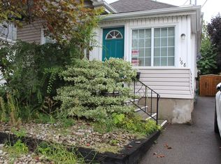 168 Welland Ave, Saint Catharines, ON L2R2N6