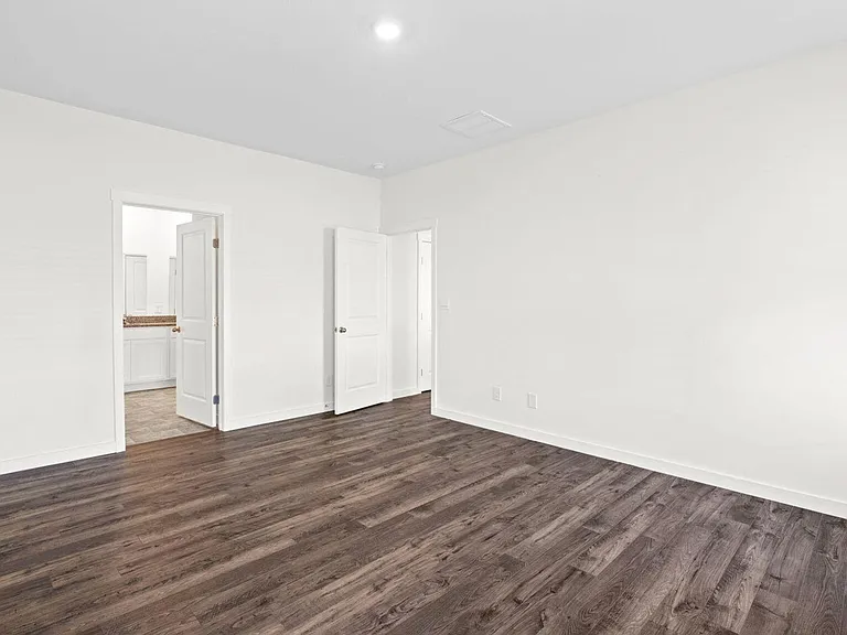 3729 Hawks Creek Dr — Photo 15