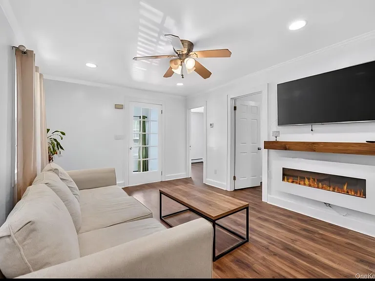 12 Lake Region Blvd — Photo 6