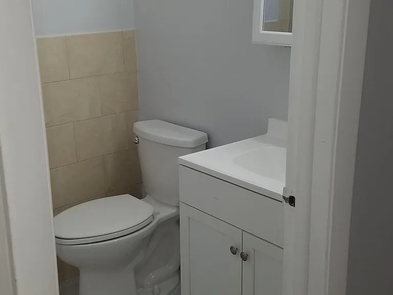 1501 SW 122nd Ave — Photo 12