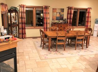 1209 Strasburg Rd, Monroe, MI 48161