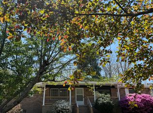 5 Powers Dr, Asheville, NC 28806