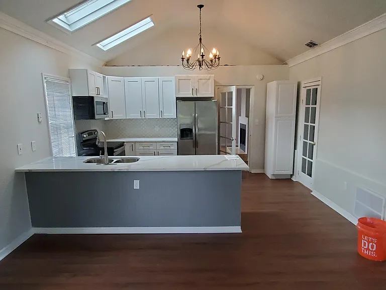 1801 Karolina Ave — Photo 3